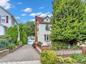 21 Hayden Avenue, Great Neck NY 11024