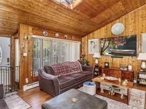 28 Roberts Road W, Shirley NY 11967