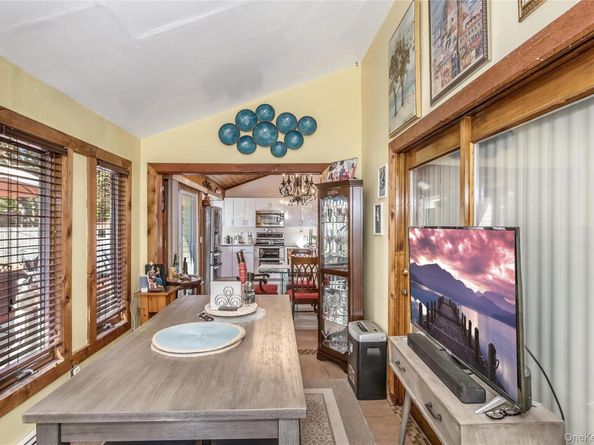 28 Roberts Road W, Shirley NY 11967