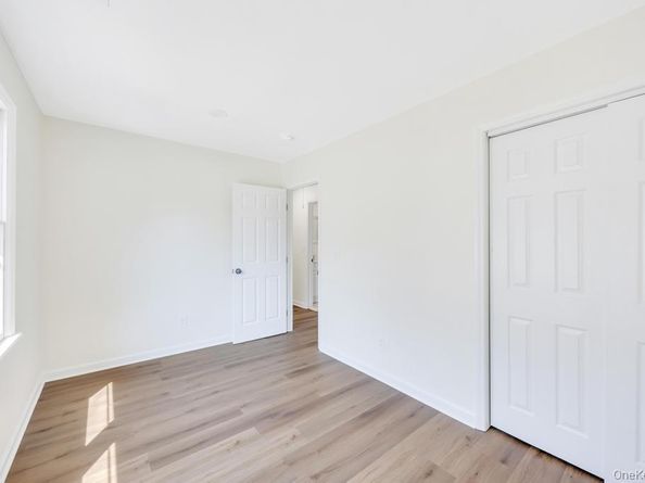 107 Shinnecock Avenue, Mastic NY 11950