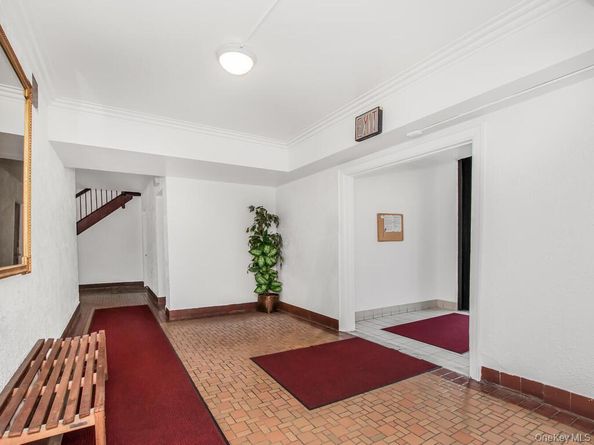 470 N Broadway B34, Yonkers NY 10701