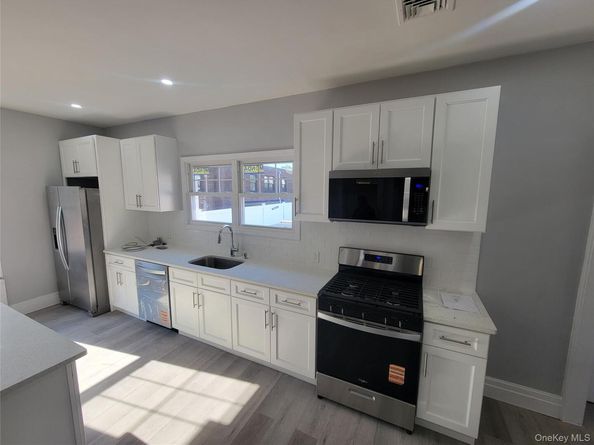 315 Mill Road, Hewlett NY 11557