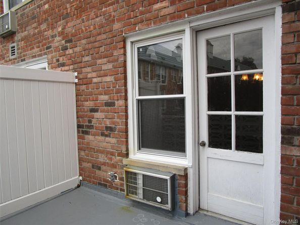 75 Noble Street 126, Lynbrook NY 11563