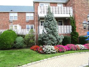 75 Noble Street 126, Lynbrook NY 11563