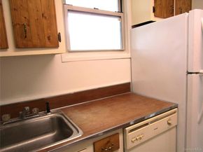 75 Noble Street 126, Lynbrook NY 11563