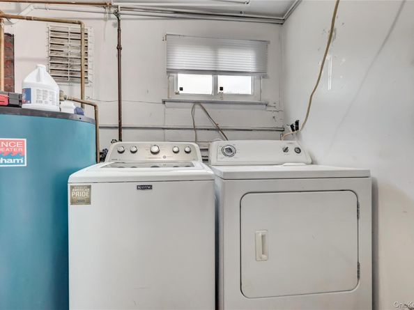 2573 Harvard Lane, Seaford NY 11783
