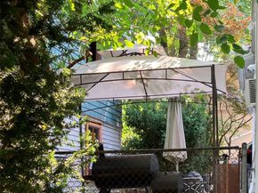 19 Tatterson Street, Roslyn NY 11576