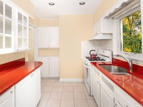 77 Washington Avenue, Dobbs Ferry NY 10522