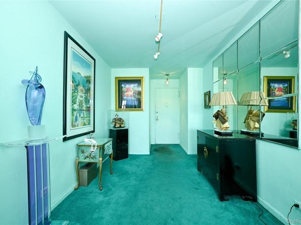 61-20 Grand Central Parkway C 306, Forest Hills NY 11375