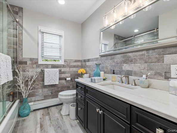 86 Caffrey Avenue, Bethpage NY 11714
