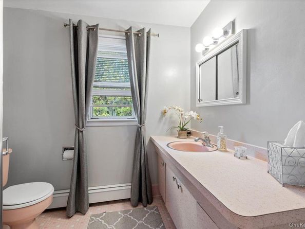 86 Caffrey Avenue, Bethpage NY 11714