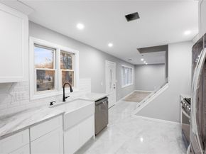 6 Grand Haven Court, Commack NY 11725