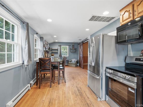 114 Sportsmen Street, Central Islip NY 11722