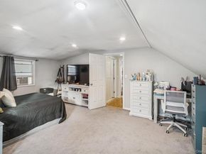 29 Lexington Avenue, West Babylon NY 11704