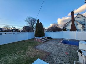 883 McKenna Avenue, Baldwin NY 11510