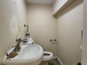 883 McKenna Avenue, Baldwin NY 11510