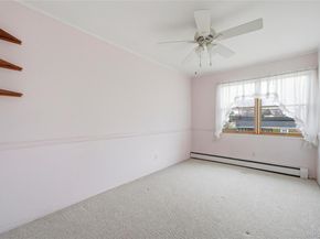 219 E John Street, Lindenhurst NY 11757