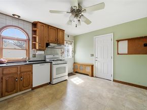 219 E John Street, Lindenhurst NY 11757