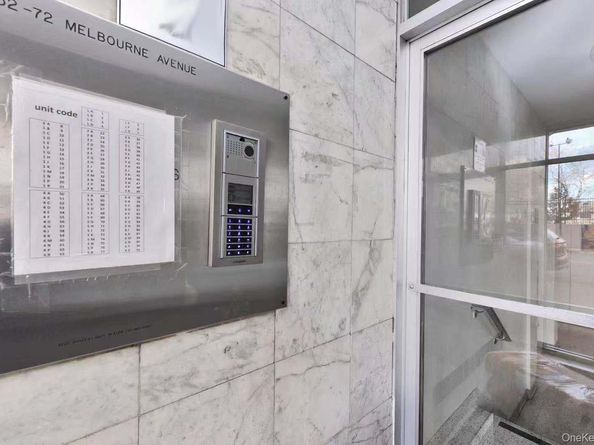 15272 Melbourne Avenue 2G, Flushing NY 11367