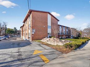150 Glenwood Avenue F5, Yonkers NY 10703