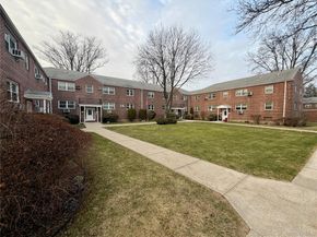 88-17 Shore Parkway 016, Howard Beach NY 11414
