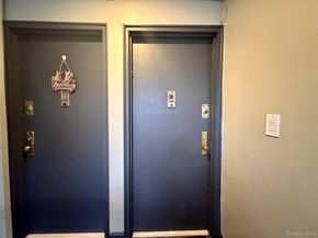 88-17 Shore Parkway 016, Howard Beach NY 11414