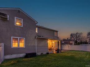 2632 Montauk Avenue, Merrick NY 11566