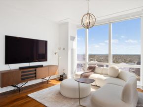 5 Renaissance Square PH 3E, White Plains NY 10601