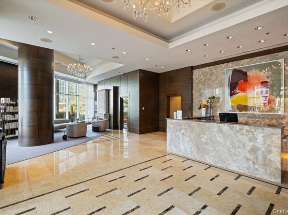 5 Renaissance Square PH 3E, White Plains NY 10601