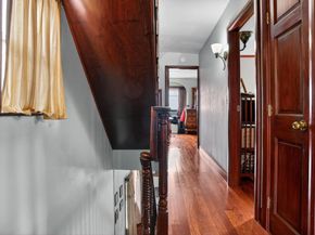 9429 Park Lane S, Woodhaven NY 11421