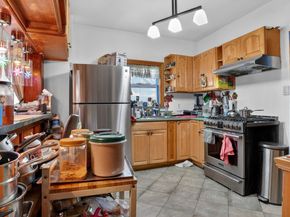 9429 Park Lane S, Woodhaven NY 11421