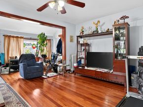 9429 Park Lane S, Woodhaven NY 11421