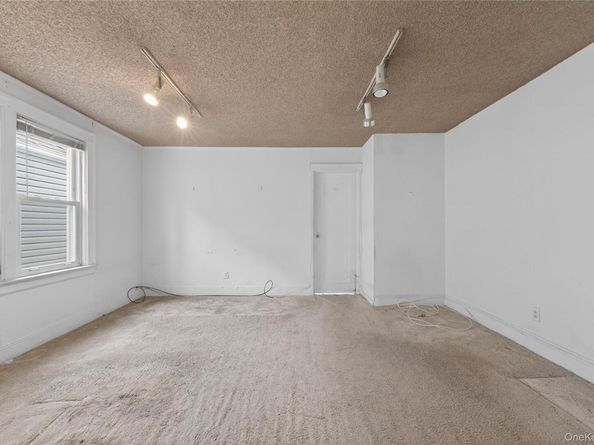 10115 111th Street, Richmond Hill NY 11419