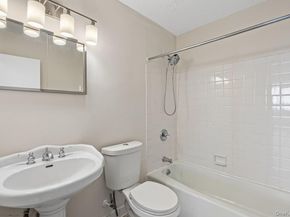 152-18 Union Turnpike 12R, Flushing NY 11367