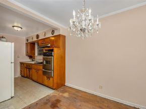 41-18 149th Pl, Flushing NY 11355