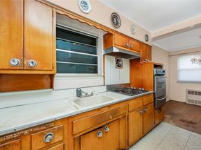 41-18 149th Pl, Flushing NY 11355