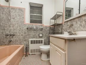 41-18 149th Pl, Flushing NY 11355