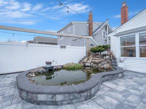 677 S 9th Street, Lindenhurst NY 11757