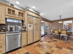 23 Beaverhill Lane, Huntington NY 11743