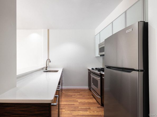 284 20TH Street 1B, Brooklyn NY 11215