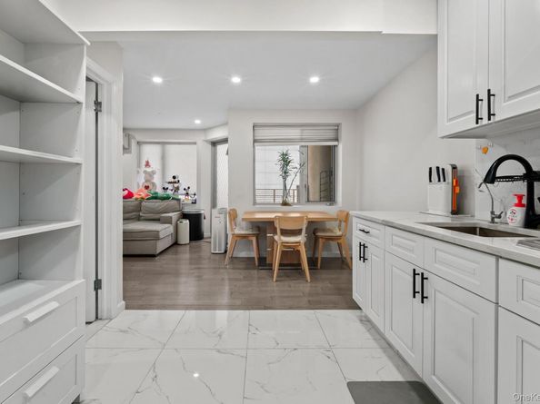 3720 Prince Street 11B, Flushing NY 11354