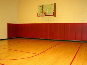1 Bay Club Drive 4Y, Bayside NY 11360
