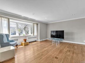 164 Blackheath Road, Lido Beach NY 11561