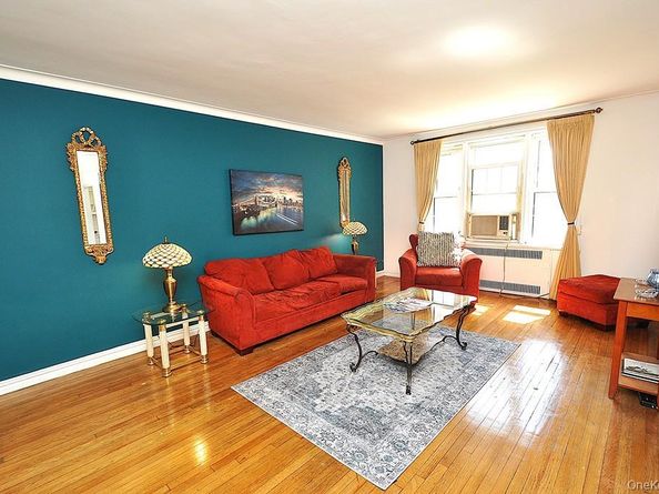 949 Palmer Road 2G, Bronxville NY 10708