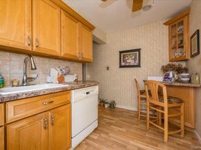 510 Dubois Ave B1, Valley Stream NY 11581