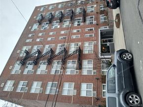 50-15 39th Street 1G, Sunnyside NY 11104