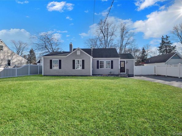 13 Dietz Street, Central Islip NY 11722