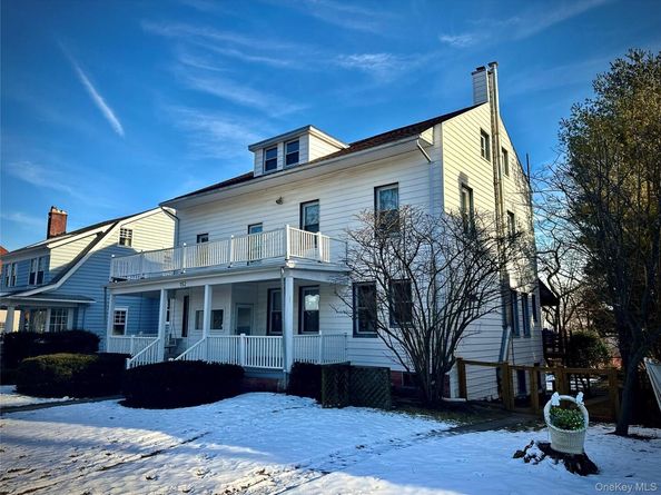 152 Sutton Manor Road, New Rochelle NY 10801