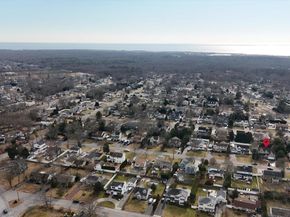 14 Donna Place, East Islip NY 11730