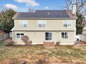 14 Donna Place, East Islip NY 11730